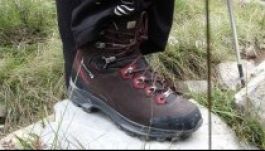 Helikopterrel mentettek ki egy cipő nélküli mászót a Mont Blanc-ról