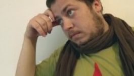 Kustán Magyari Attila: A köldöknézés vége