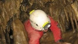 Mi vonzza a föld gyomrába a barlangászokat?