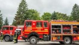 Mindenki megnézhette Háromszék új tűzoltóautóit