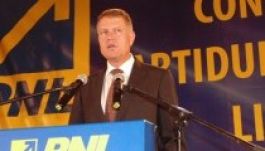 Klaus Johannis lett a PNL elnöke, belépnek az EPP-be