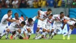 Costa Rica lesz Hollandia negyeddöntőbeli ellenfele