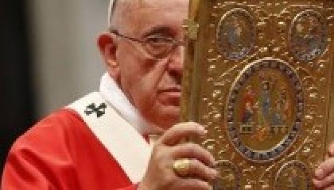 Ferenc pápa bocsánatot kért a papi pedofília áldozataitól