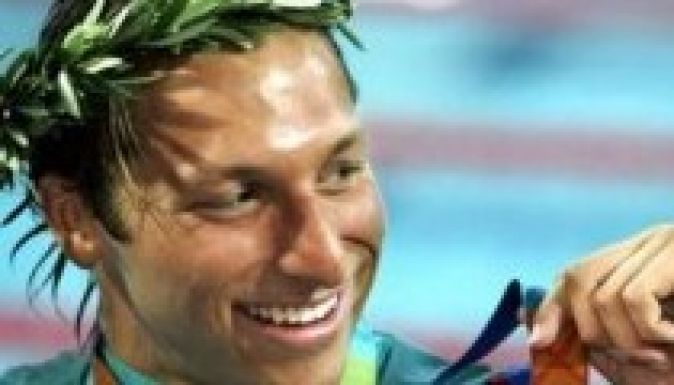 Az ausztrálok nemzeti hőse beismerte, hogy meleg