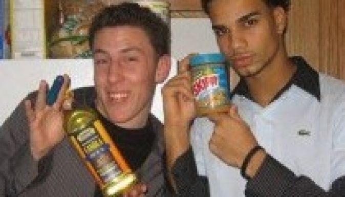 Kállay-Saunders volt szobatársát késelték meg Amerikában