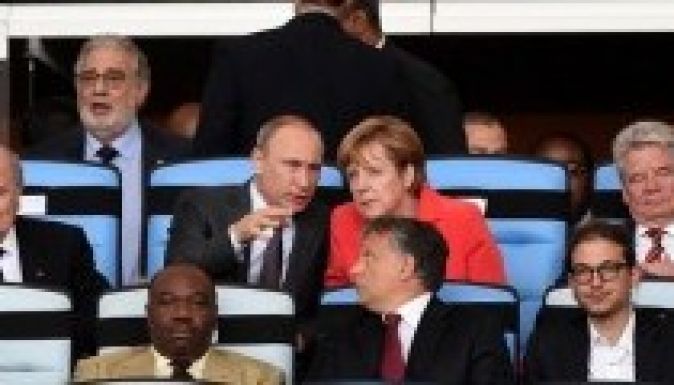 Orbán fia „magyar állampolgárként” volt a focivébé VIP-páholyában