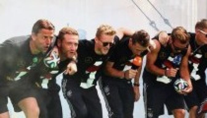 Gauchózás: ártatlan tréfa vagy a német felsőbbrendűség jele?