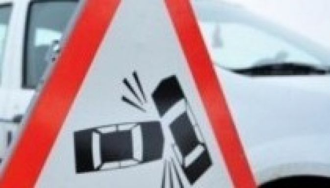 Láncbaleset történt Kézdivásárhely bejáratánál