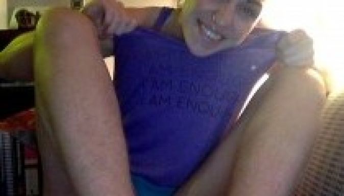 Lázadó nők ezrei csatlakoznak a Szőrös Lábúak Klubjához