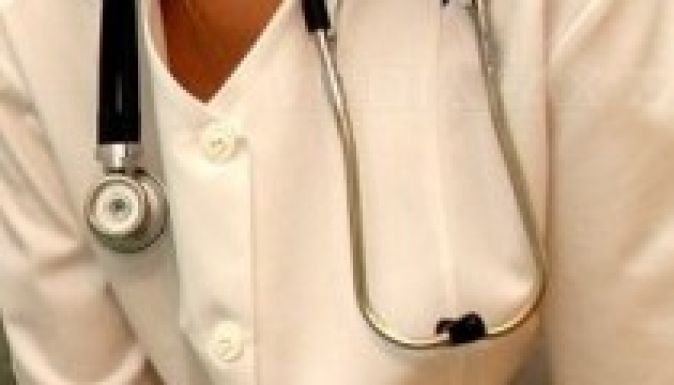 Már ősztől emelnék a béreket az egészségügyben