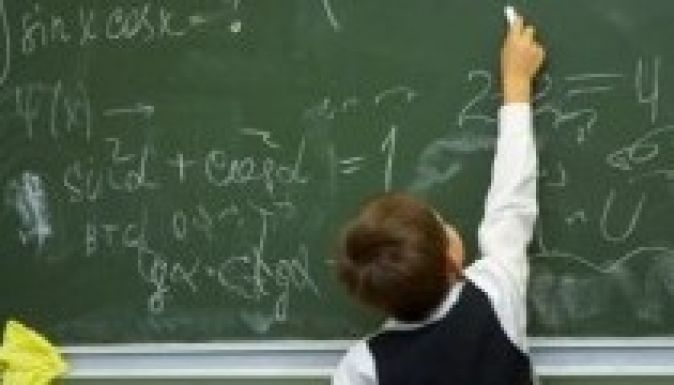 Román oktatási törvény: 19 miniszter, 64 módosítás