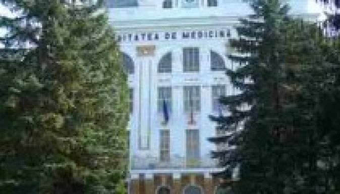 Nem vettek fel magyar hallgatót a MOGYE tandíjköteles helyeire