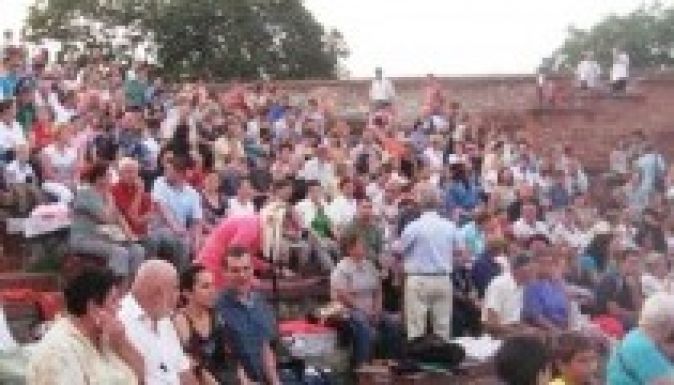 Megnyílt Nagyváradi Nyári Színházi Fesztivál