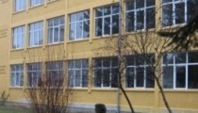 Még egy hétig jelentkezhetnek posztjukra az iskolaigazgatók