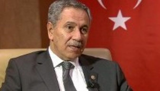 Törökországban elítélték a nők nevetését