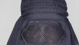 A strasbourgi bíróság jóváhagyta a francia burkatörvényt