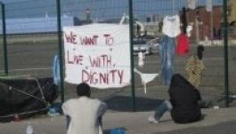 Ismét kiürítette a bevándorlók táborait a francia rendőrség Calais-ban