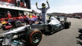 Brit Nagydíj - Rosberg nyerte az időmérőt