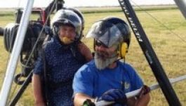 Nyolcvan évesen ült sárkányrepülőre egy Brăila megyei nénike