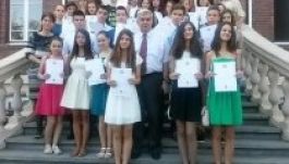 Kolozsvár legjobb diákjait díjazták kedden