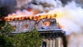 Így küzdöttek a tűzoltók a hatalmas budapesti tűzzel (VIDEÓ)