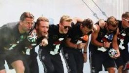 Gauchózás: ártatlan tréfa vagy a német felsőbbrendűség jele?