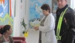 Aggasztóan nő a leányanyák száma Háromszéken