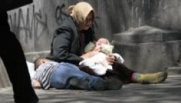 Gyorshívószámmal küzdenek a koldusok ellen Kolozsváron