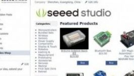 Új gombbal láncolna magához a Facebook