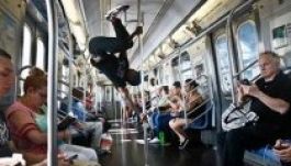 Betiltották a táncot a New York-i metróban