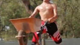 Az átlagnál kevesebbet dolgoznak a magyar férfiak