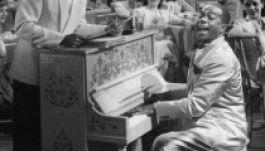 Elárverezik a Casablanca zongoráját