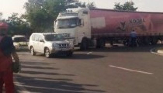 Nyergesvontató gázolt motorost Sepsiszentgyörgyön