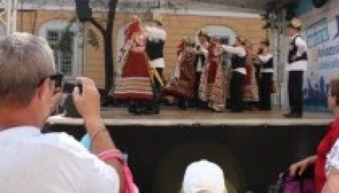 Megkezdődött a 16. Szent István-napi Néptánctalálkozó (GALÉRIA)