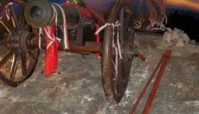 Hivatalos: marad az ágyú Háromszéken