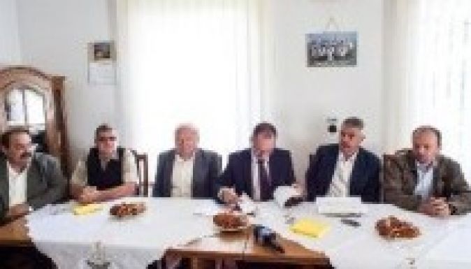 Szennyvízcsatorna rendszert építenek Barátoson és Vargyason