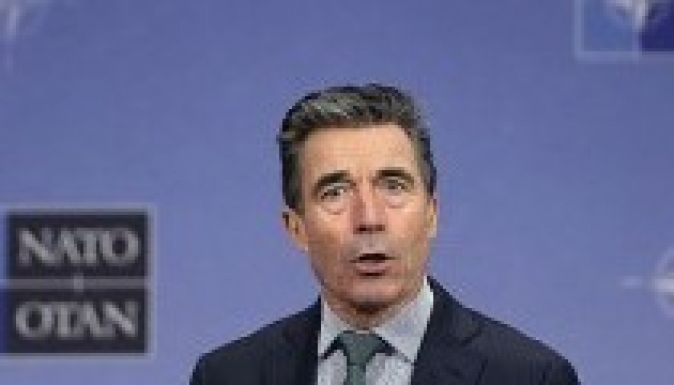 Rasmussen: láthatóbbá kell tenni a NATO-t Kelet-Európában