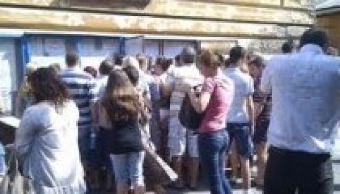 A pótérettségizők több mint háromnegyedét elvágták