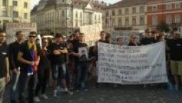 A tanügyminiszter lemondását követelik az egyetemi hallgatók