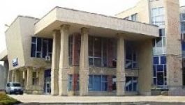 A szakszervezetek művelődési házáért harcolnak