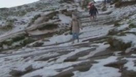 A nyár közepén is jégréteg keletkezett a Bucsecsen