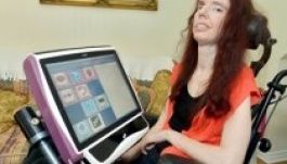 Diplomát szerzett egy agyvérzéstől teljesen megbénult nő