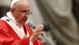 Az iraki keresztényeket bátorítja Ferenc pápa