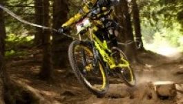 Átadták a Madarasi Hargitán az extrém bringások pályáját