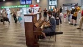 Spontán reptéri koncertről készült videó hódít a neten