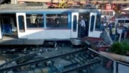 Kitört egy metró az állomásból Manilában