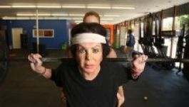 Nagyon kemény Stallone 92 éves édesanyja