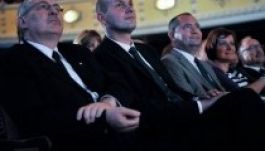 Cáfolta Gergely Balázs, hogy támogatná az EMNP jelöltjét