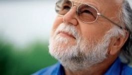 Haumann Péter először lép fel erdélyi színpadon