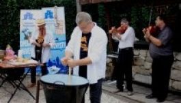 Barbarossa vagdosott, Dinescu poénkodott és csavart